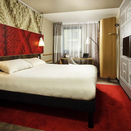 Ibis Cambridge Central Station CBG Esterno foto